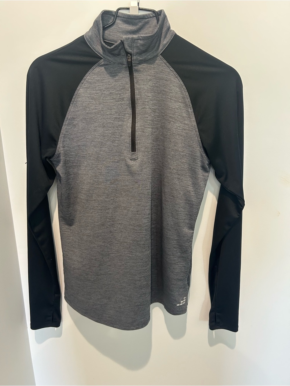 Women’s Gray and Black Long-Sleeve Swim Top - Quarter Zip